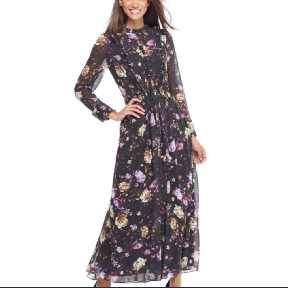 NWT Gal Meets Glam Makela Floral maxi long sleeve